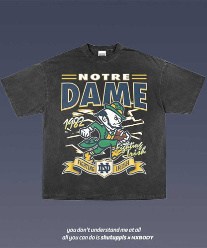 NOTRE DAME GRAPHIC TEE 1.1